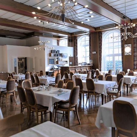 Hotel Gasthof Zum Storch Шлюссельфельд Екстер'єр фото