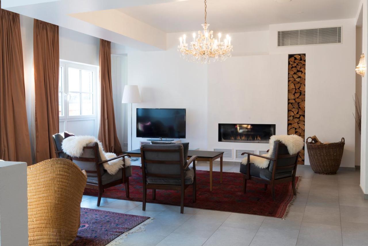 Hotel Gasthof Zum Storch Шлюссельфельд Екстер'єр фото